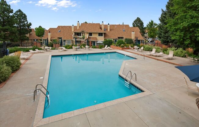 2 beds, 2 baths, $2,300