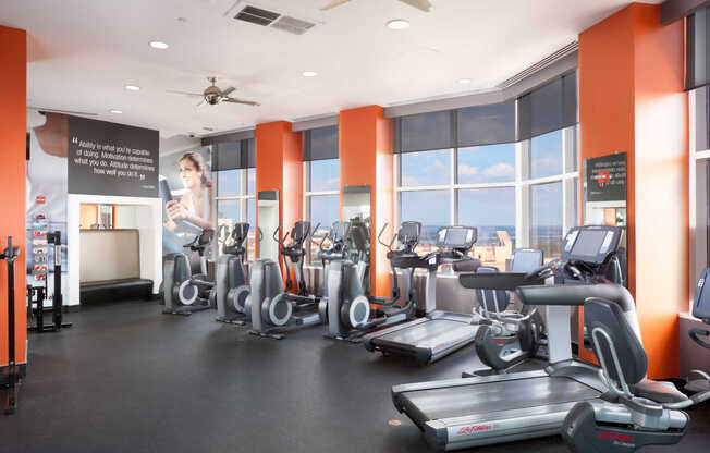 24-Hour Rooftop Fitness Center