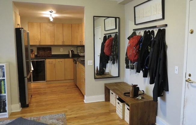 2 beds, 1 bath, 747 sqft, $4,000, Unit 406