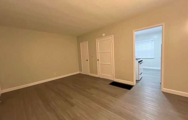 Studio, 1 bath, $1,325, Unit 03