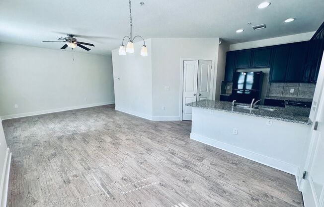 139 CREEKS - 2216