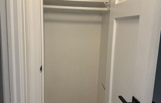 Studio, 1 bath, 224 sqft, $1,125, Unit 517