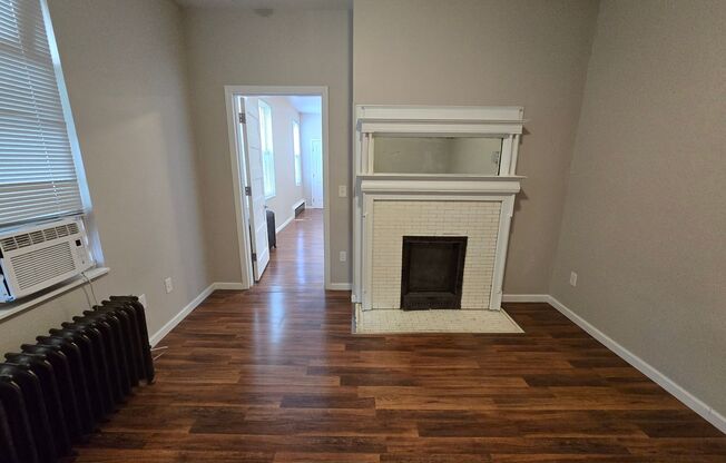1 bed, 1 bath, 550 sqft, $1,100, Unit #101 (1)