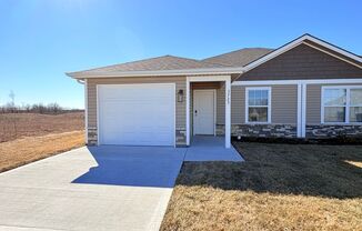 Single Level 3 Bed, 2 Bath, 1 Car Garage Duplex in North Kansas City