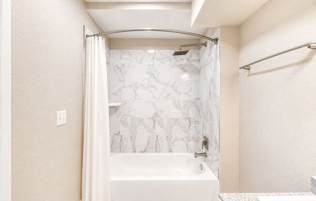 Studio, 1 bath, 235 sqft, $673, Unit 2127