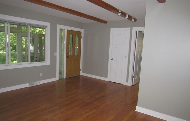 6405 ALISON LN