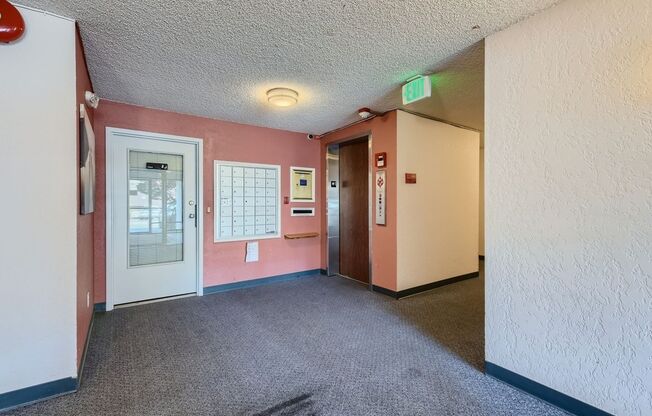 First Full Month Rent FREE!!!!!! Spacious well maintained condo 1 bedroom. 1 bath 717asf ON Bus route. MUST SEE !!!!!0