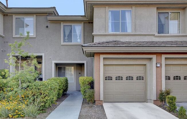 UPGRADED & BEAUTIFUL GATED 3 BEDROOM CONDO!