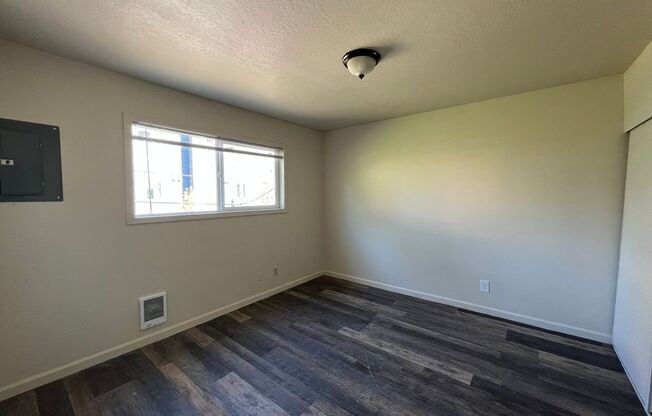 1 bed, 1 bath, 550 sqft, $1,150, Unit 23