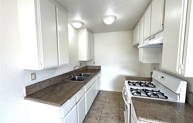1637 W 227th Street