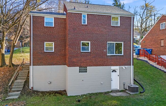 NEWLY RENOVATED 3 BEDROOM IN PENN HILLS! READY FOR MARCH 1ST!!