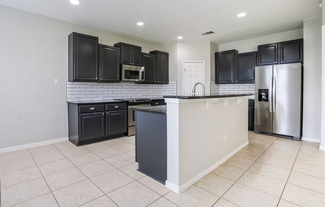 9925 Wading Pool Path, Austin, TX 78748