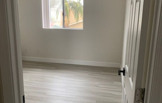 3 beds, 2 baths, 1,050 sqft, $2,800, Unit 2573-17