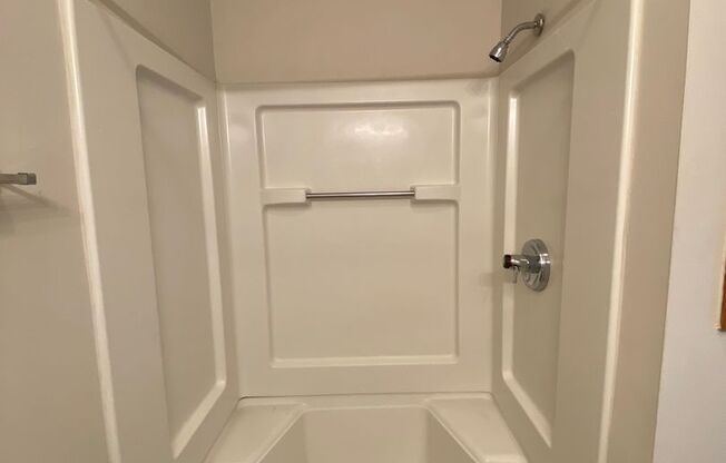 2 beds, 2 baths, 1,270 sqft, $1,375, Unit 2718-1