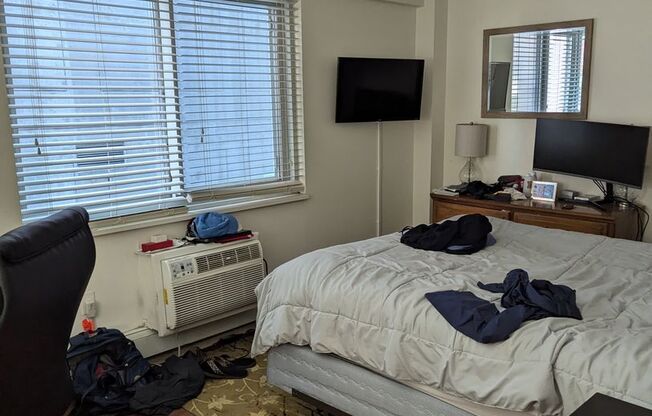 1 bed, 1 bath, 570 sqft, $2,850, Unit 401