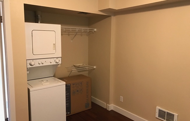 1 bed, 1 bath, 550 sqft, $1,595, Unit 203