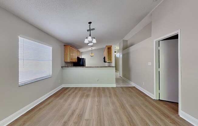 118 SUNDANCE CT