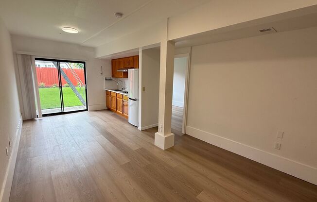 RC - 1630 Oakdale, Ave., San Francisco, CA, 94124