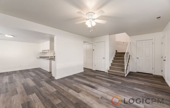 Newly Remodeled End Unit Townhome!