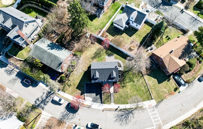 60 EVERETT AVE