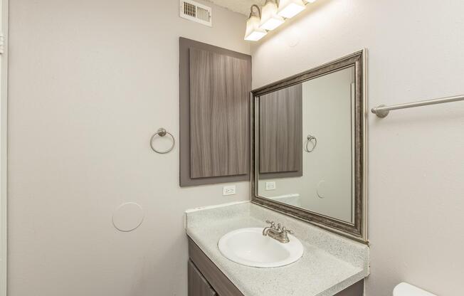 1 bed, 1 bath, 663 sqft, $1,120