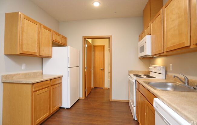 1 bed, 1 bath, 672 sqft, $1,275, Unit 1303