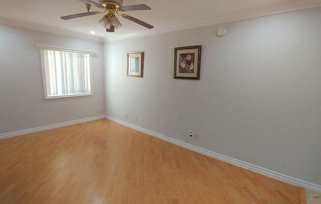 2 beds, 2 baths, 910 sqft, $2,850, Unit 512