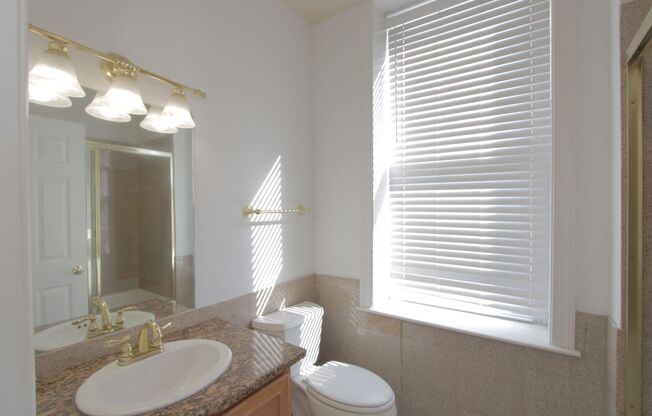 2 beds, 2 baths, 988 sqft, $2,100, Unit 301