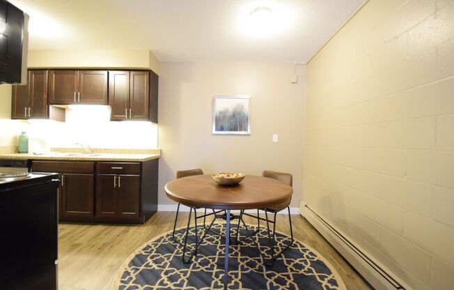 1 bed, 1 bath, 756 sqft, $1,124, Unit 520-309