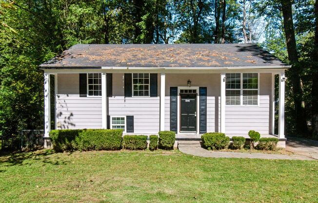 Spacious Doraville Retreat with Screened Porch & Parkside Living