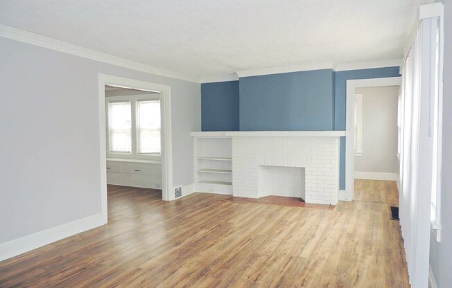 3 Bed - 1 Bath Colonial is available for Rent!