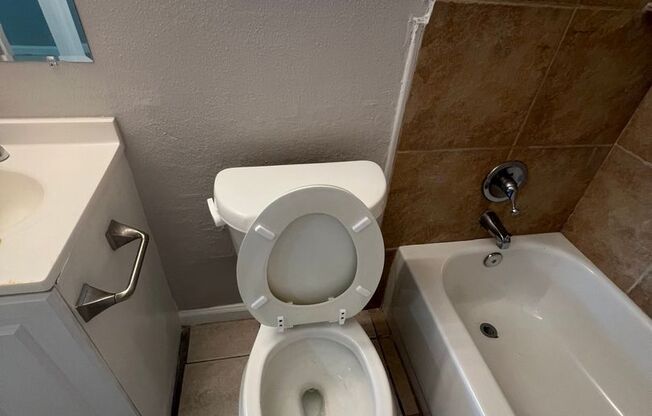 Clean Gem at 1108 Libery Ave