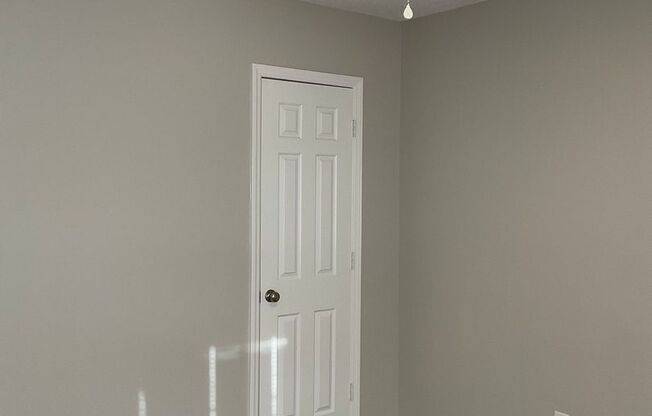 Available Now !! Two bedroom one bath apartment in Gastonia!