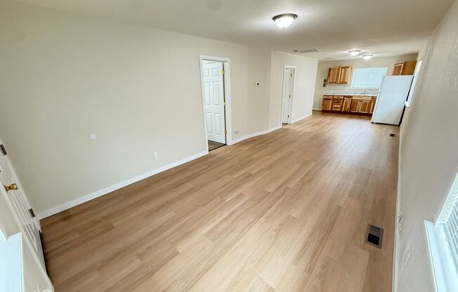 Updated 2 Bed /1 Bath Home with Spacious Yard!