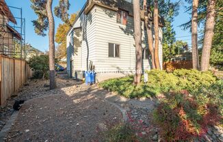 Lovely One Bedroom Hawthorne Apartment In Four-Plex w/ Secure Entry!