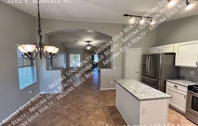 3282 E BONANZA RD