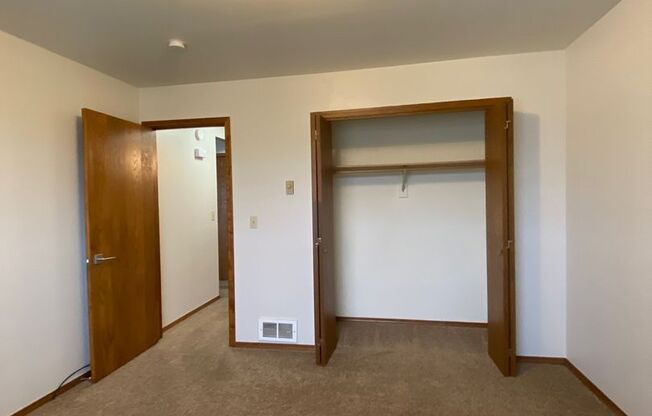 2 beds, 1 bath, 1,056 sqft, $1,650, Unit A