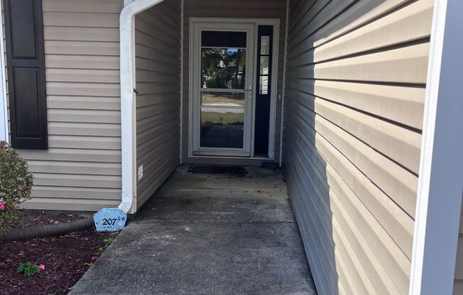 3 beds, 2 baths, $2,200