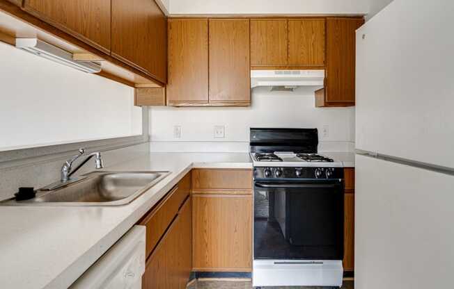 Gardenia Layout Model Kitchen at The Harbours Apartments, near Sterling Heights