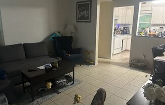 2 bed 1 bath house near UF law available Jan 1st