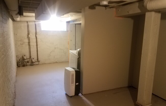 2 beds, 1 bath, 1,130 sqft, $1,425, Unit BR-2316