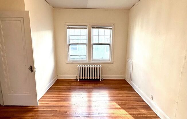 1 bed, 1 bath, 600 sqft, $1,050, Unit 202