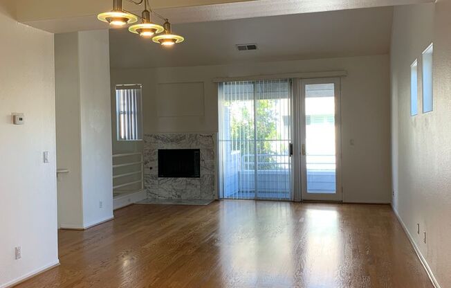 2 beds, 2.5 baths, $4,100