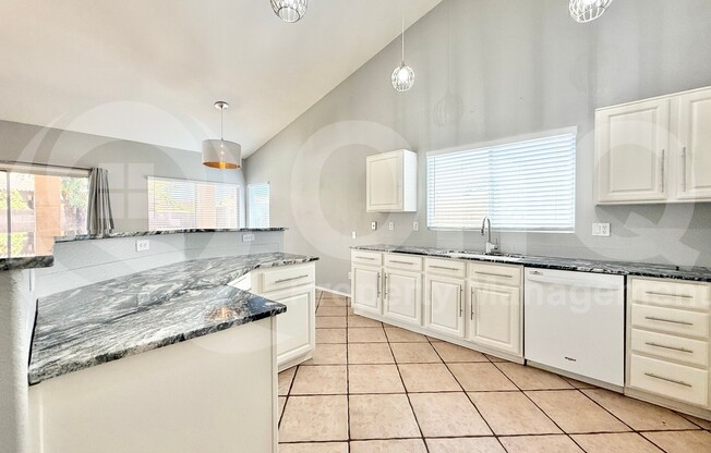 1487 E ASPEN AVE