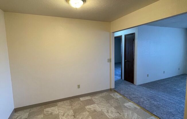 2 beds, 1 bath, 845 sqft, $869.99, Unit 1774-B5