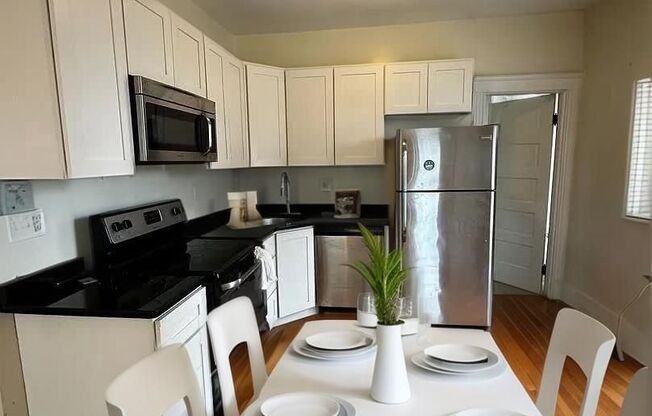 12-14 Lyndhurst Street