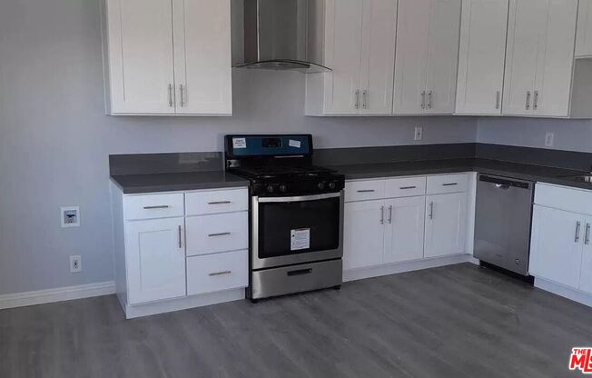 2 beds, , 825 sqft, $2,900, Unit C