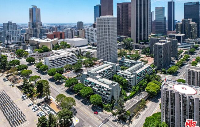 1 bed, 1 bath, 762 sqft, $2,600, Unit 1807