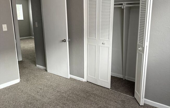 2 beds, 1 bath, 750 sqft, $945, Unit B05 1038 11