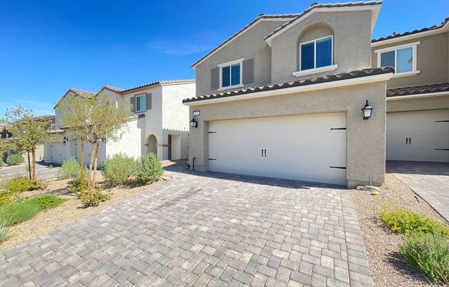 Beautiful Gated Henderson Home | 3 Bed/ 2.5 Bath- AVAILABLE 3/31/26
